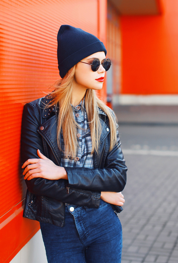 chica con gorro