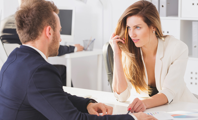 Enamorada de mi jefe, ¿cómo se lo digo?