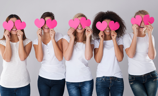 Celebrar San Valentín con amigas