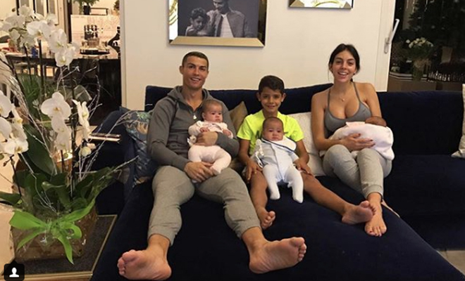 cristiano ronaldo, todo un padrazo  cristiano ronaldo, todo un padrazo
