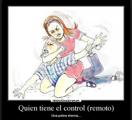 Pelea por el mando a distancia Pelea por el mando a distancia