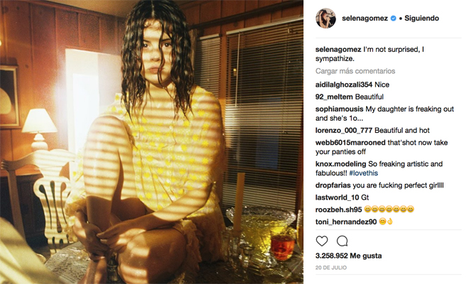 5 razones por las que tu pelo odia la lluvia: Selena Gómez 5 razones por las que tu pelo odia la lluvia: Selena Gómez