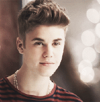 A Justin Bieber parece que le gusta. A Justin Bieber parece que le gusta.