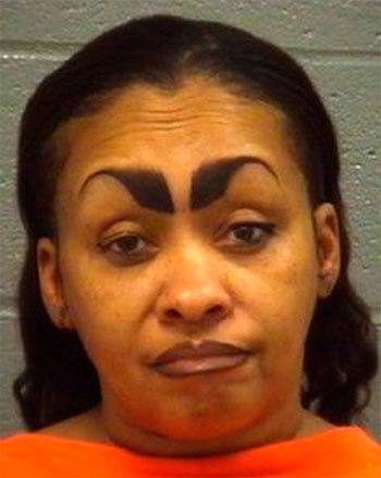 Cuida tus cejas, por favor. Cuida tus cejas, por favor.