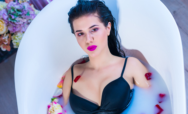 aromas para estimular y relajar en el baño