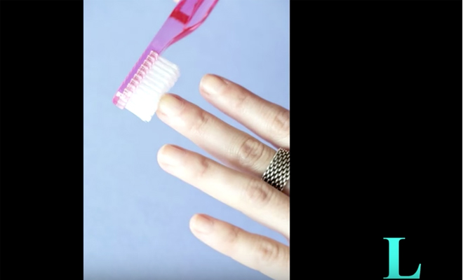 Los usos del cepillo de dientes para estar más guapa Los usos del cepillo de dientes para estar más guapa