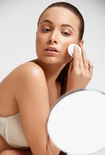 Errores en la limpieza facial Errores en la limpieza facial