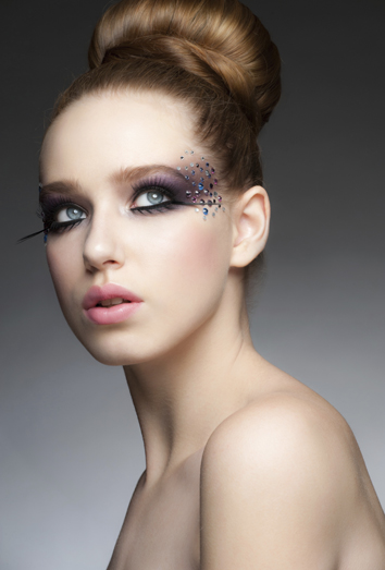 Descubre cómo maquillarte los ojos paso a paso