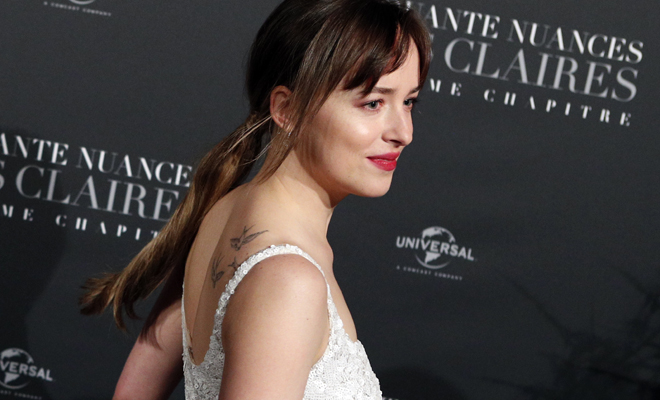Los misteriosos tatuajes de Dakota Johnson: descubre su significado