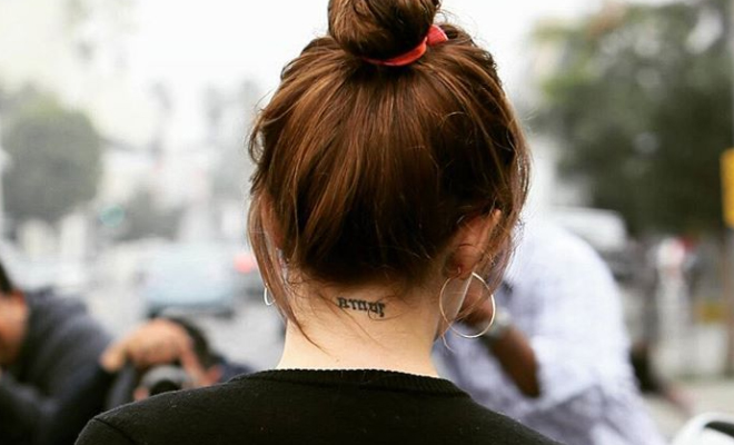 Los misteriosos tatuajes de Dakota Johnson: descubre su 