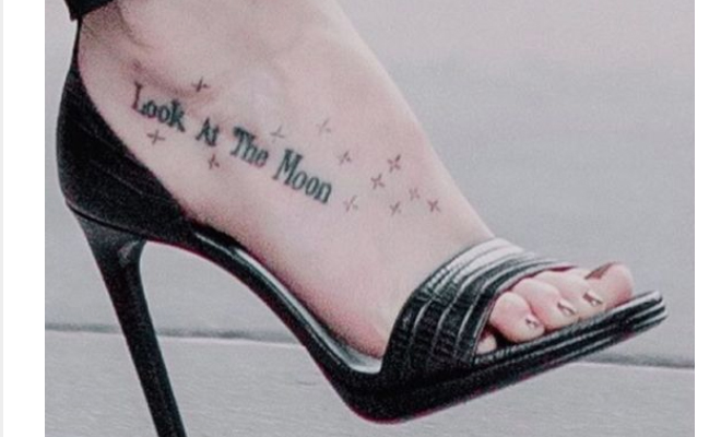 Los misteriosos tatuajes de Dakota Johnson: descubre su 