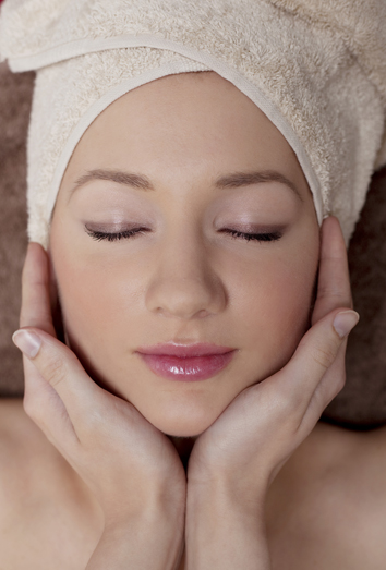 La relajación y la desaparición de ojeras La relajación y la desaparición de ojeras