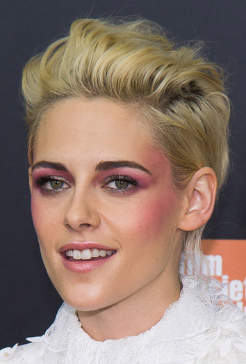  Copia el maquillaje en tonos rosas de Kristen Stewart