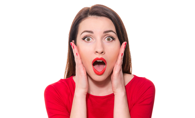 Pintalabios rojo contra ojeras Pintalabios rojo contra ojeras