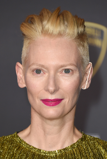 Tilda Swinton, piel radiante