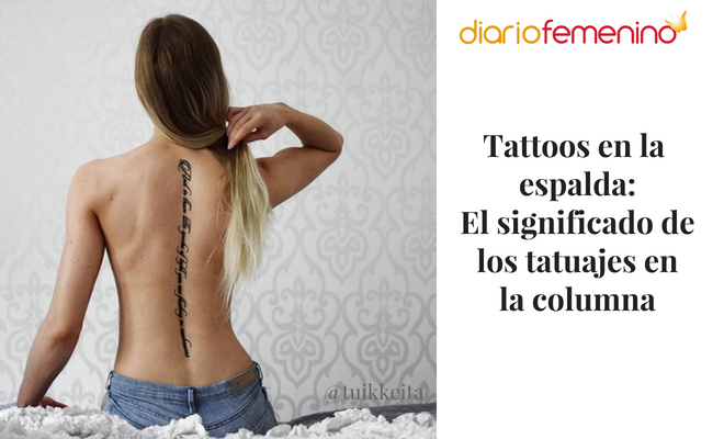 Tatuaje para mujer en la columna