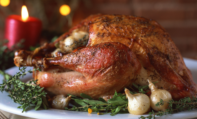 Cinco alimentos que no pueden faltar en Nochebuena: pavo relleno