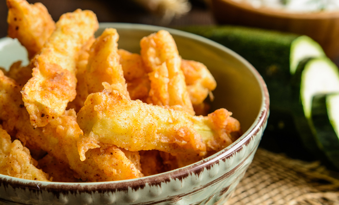 Recetas de entrantes y aperitivos para Navidad: flores de calabacín