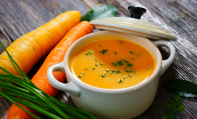 Recetas de primeros platos para Navidad: crema de zanahoria