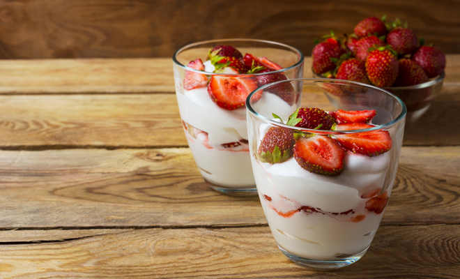 Recetas de postres para Navidad: mousse de fresa y mascarpone
