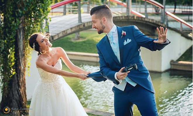 Foto de boda divertida  Foto de boda divertida