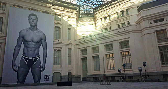 Cristiano Ronaldo presidiendo el Ayuntamiento de Madrid Cristiano Ronaldo presidiendo el Ayuntamiento de Madrid
