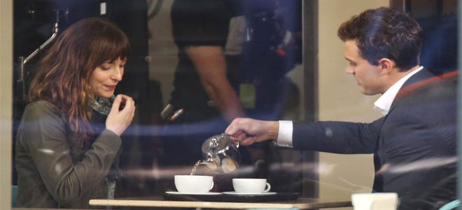 Christian Grey y Anastasia Steele cobran vida.