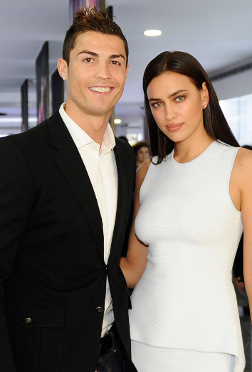 Irina Shayk y Cristiano Ronaldo en el museo dedicado al futbolista. Irina Shayk y Cristiano Ronaldo en el museo dedicado al futbolista.