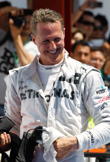 Michael Schumacher muestra una leve mejoría.