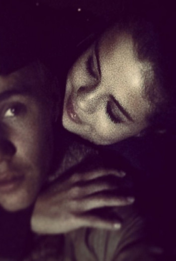 Justin Bieber y Selena Gomez, de nuevo juntos Justin Bieber y Selena Gomez, de nuevo juntos.