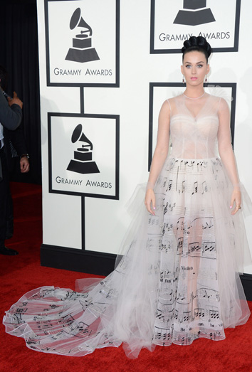 Katy Perry y su particular look en los Grammy 2014.