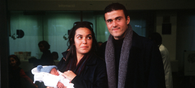 Luis Enrique, junto a su mujer Elena Cullell.
