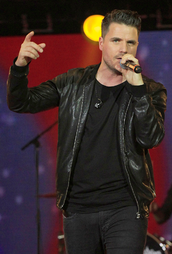 Dani Martín, durante un concierto. Dani Martín, durante un concierto.