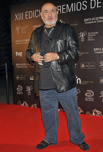 Peret, una referencia en el mundo de la rumba. Peret, una referencia en el mundo de la rumba.