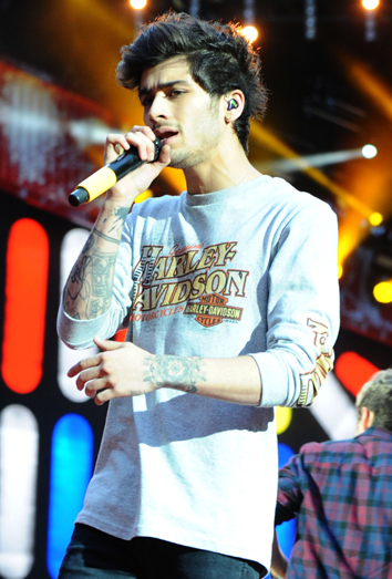 Zayn Malik, de One Direction, usuario de iPhone. Zayn Malik, de One Direction, usuario de iPhone.