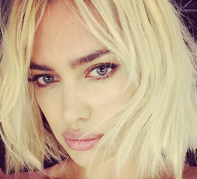 Irina Shayk, de rubia. Irina Shayk, de rubia.