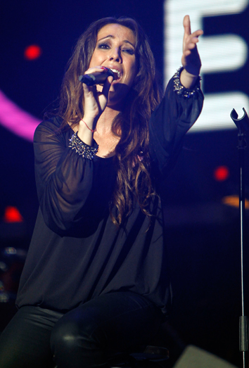 Malú, durante un concierto. Malú, durante un concierto.