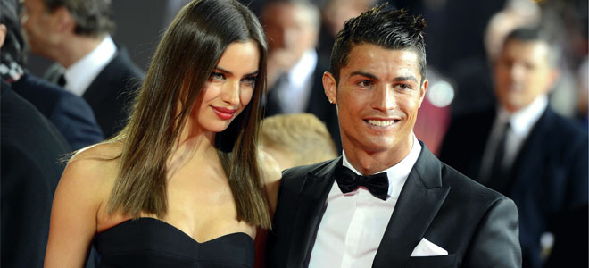 Cristiano Ronaldo con su novia Irina Shayk en la gala del Balón de Oro Cristiano Ronaldo con su novia Irina Shayk en la gala del Balón de Oro