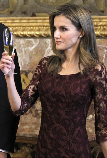 La Princesa Letizia durante el brindis del Día de la Hispanidad La Princesa Letizia durante el brindis del Día de la Hispanidad