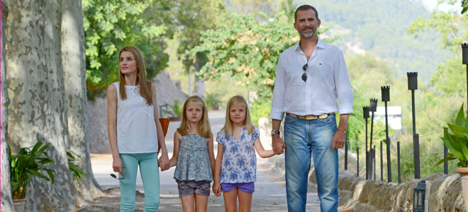 Los Príncipes de Asturias con sus hijas Los Príncipes de Asturias con sus hijas