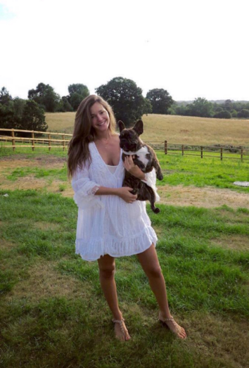 Que tu perro tenga nombre de humano, puede ser muy divertido. Que tu perro tenga nombre de humano, puede ser muy divertido.