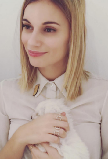 Inspírate en las princesas Disney para encontrar un nombre para tu perro.  Inspírate en las princesas Disney para encontrar un nombre para tu perro.