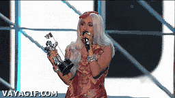 El ya mítico vestido de carne de Lady Gaga.