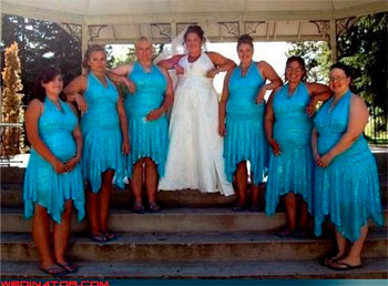 Vestidos de dama de honor más que feos: cómo a novia en su boda