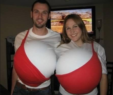 Un disfraz de pechos para Halloween Un disfraz de pechos para Halloween
