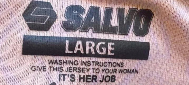 Etiqueta Salvo Sports