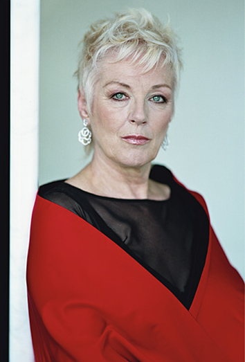 Katrina Bayonas, Premio Mujer de Cine en el FICX 2015