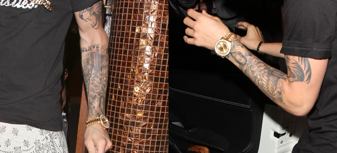 Los tatuajes del brazo de Justin Bieber. Su nuevo tatuaje sorprende a todos Los tatuajes del brazo de Justin Bieber. Su nuevo tatuaje sorprende a todos