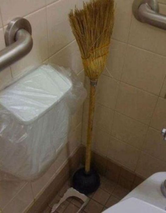 Escoba Personas que viven la vida sin complicaciones