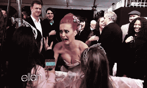 Llegar el primero a una fiesta Las cosas más estresantes del mundo